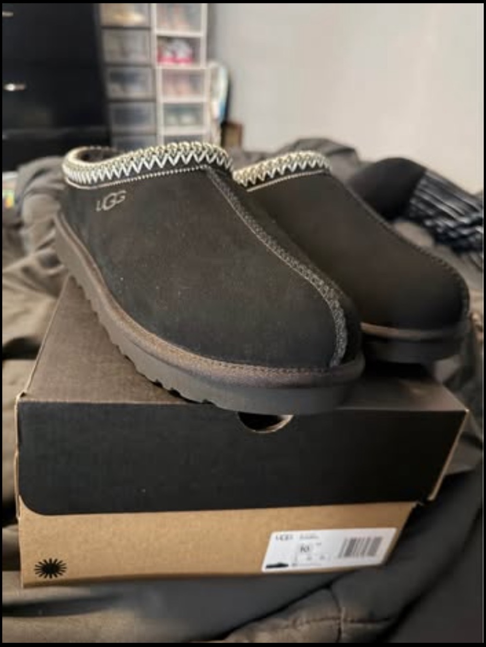 UGG Men’s Black Slip-On Mule with Contrasting Stitch Trim
